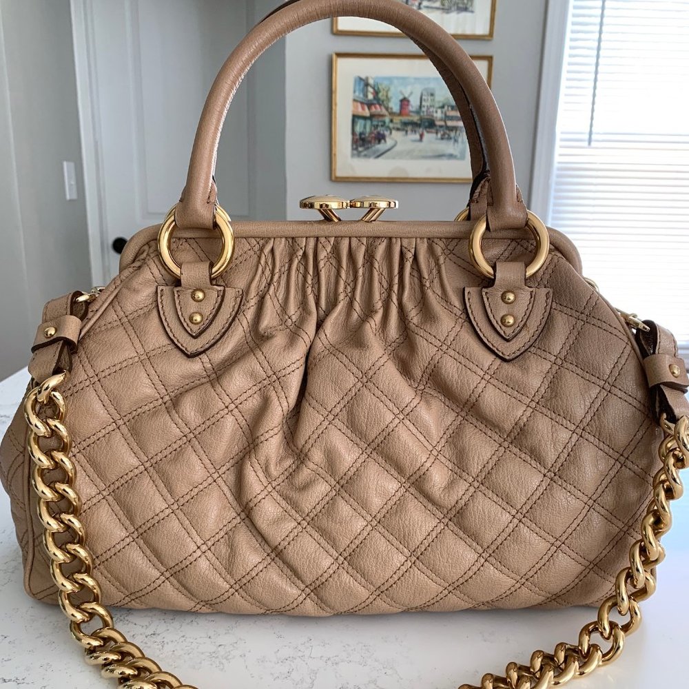 Marc Jacobs Stam Bag Beige Cashew Quilted Leather Gold Chain Glam